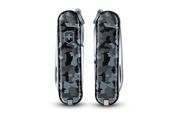 Victorinox 0.6223.942 Klasik 58 MM Lacivert Kamuflaj Çakı